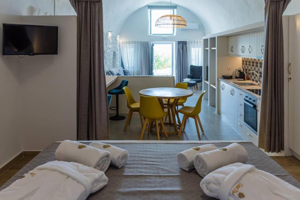 Pera Gyalos Casa Tholari Al Mare 빌라 외부 사진